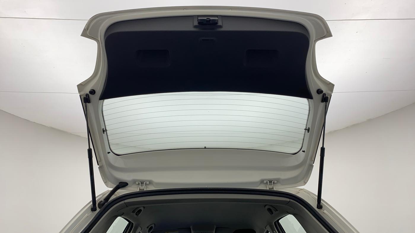 2020 Volkswagen Polo COMFORTLINE PLUS 1.0L MPI, Petrol, Manual, 42,030 km, Boot Door Open