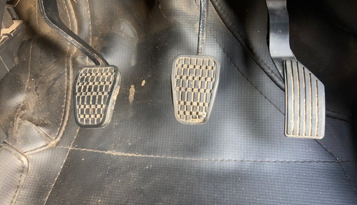 2024 Tata NEXON SMART+ 1.2 PETROL, Petrol, Manual, 45,821 km, Pedals