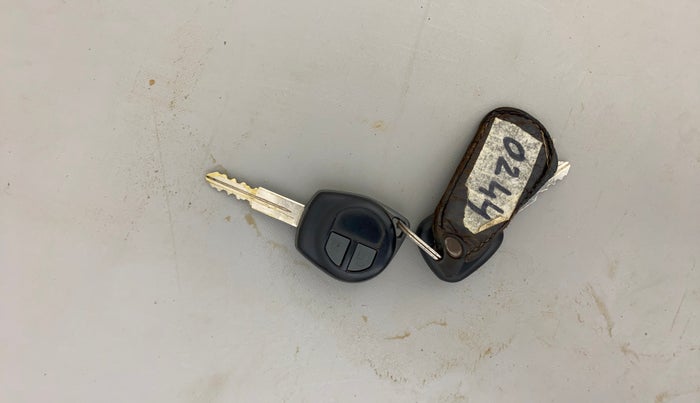 2018 Maruti Alto K10 VXI (O), Petrol, Manual, 67,408 km, Key Close Up