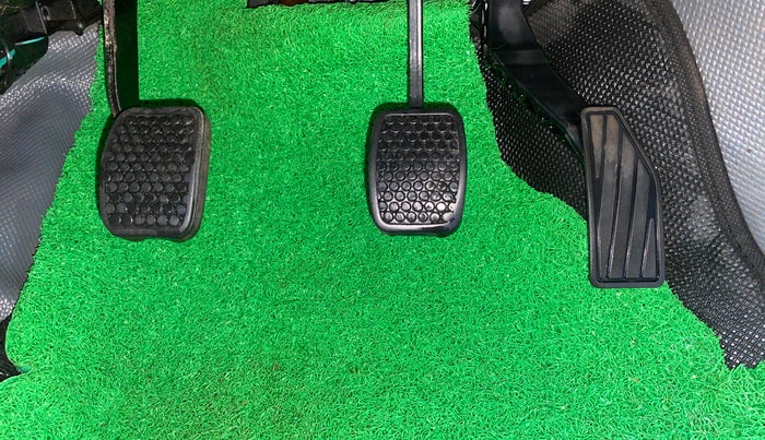 2018 Maruti Alto K10 VXI (O), Petrol, Manual, 67,408 km, Pedals