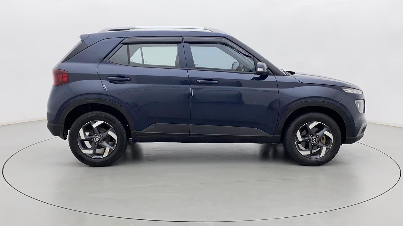 2020 Hyundai VENUE SX 1.5 CRDI, Diesel, Manual, 30,477 km, Right Side View