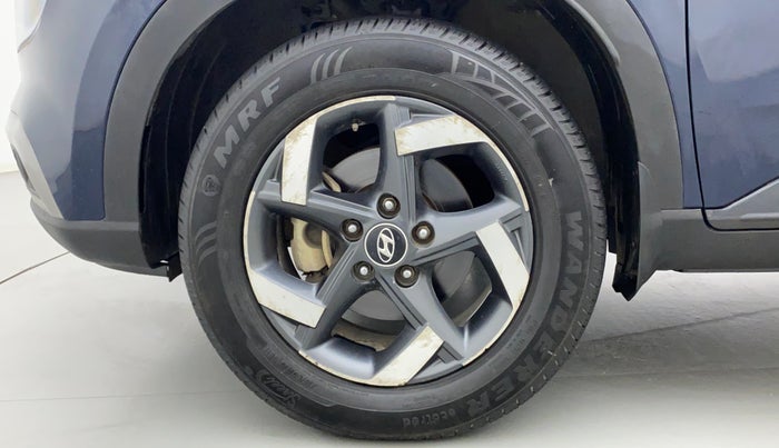 2020 Hyundai VENUE SX 1.5 CRDI, Diesel, Manual, 30,477 km, Left Front Wheel