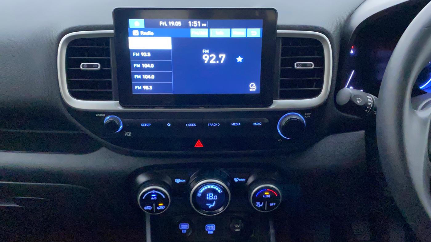 2020 Hyundai VENUE SX 1.5 CRDI, Diesel, Manual, 30,477 km, Air Conditioner