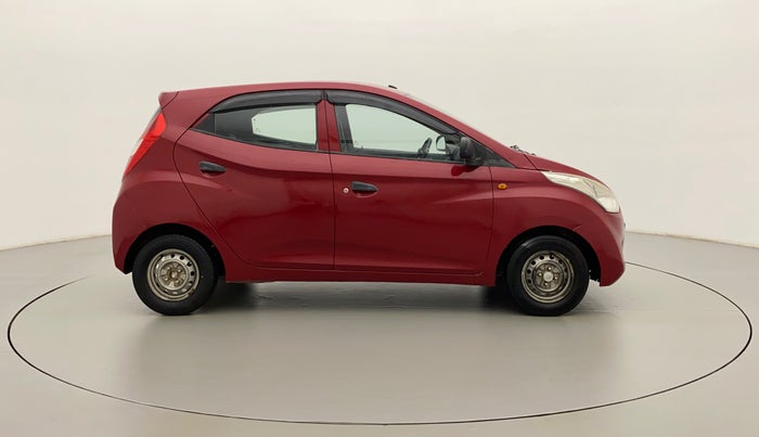 2017 Hyundai Eon ERA PLUS (O), Petrol, Manual, 30,119 km, Right Side View