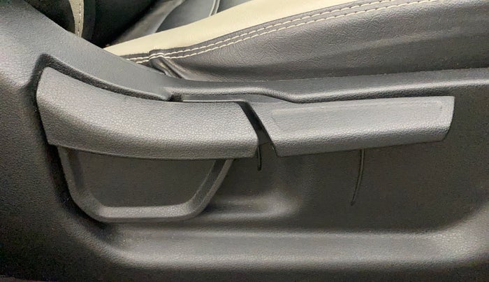 2021 Hyundai Creta EX 1.5 DIESEL, Diesel, Manual, 32,963 km, Driver Side Adjustment Panel