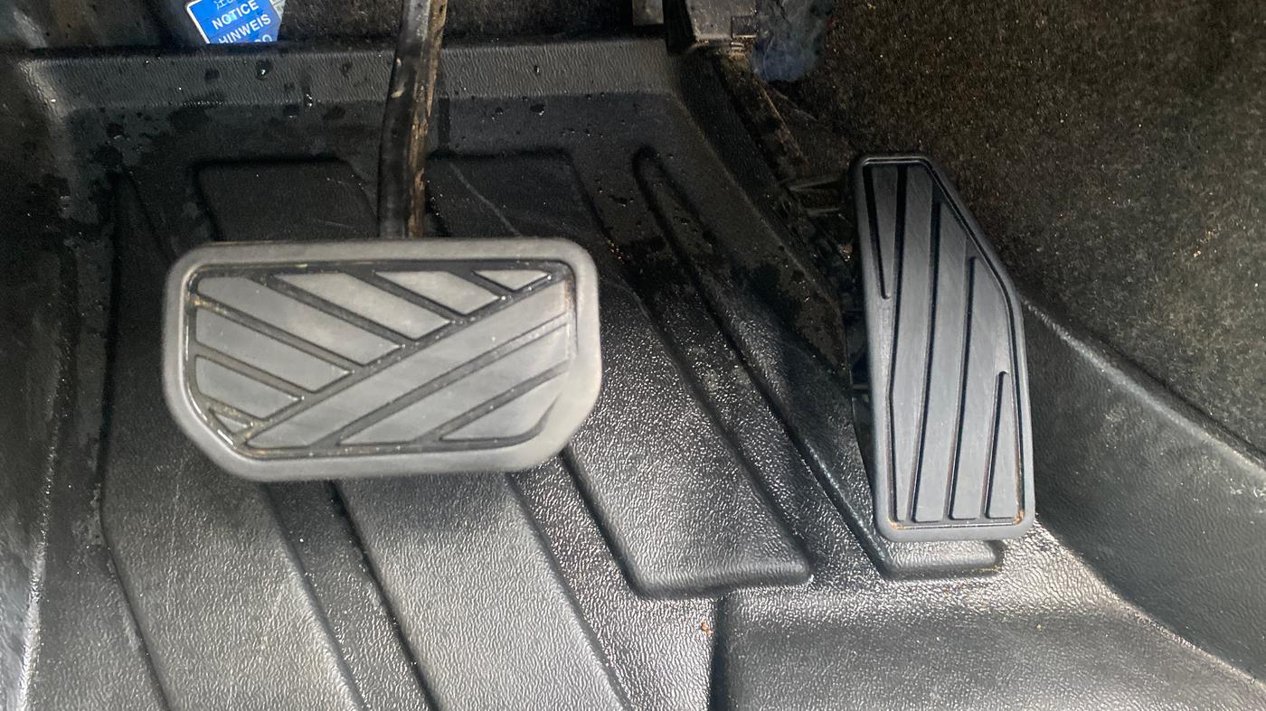 2019 Maruti Swift ZXI PLUS AMT, Petrol, Automatic, 81,368 km, Pedals