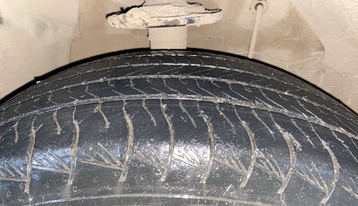 2022 Maruti Grand Vitara ALPHA SMART HYBRID AT, Petrol, Automatic, 58,453 km, Right Front Tyre Tread