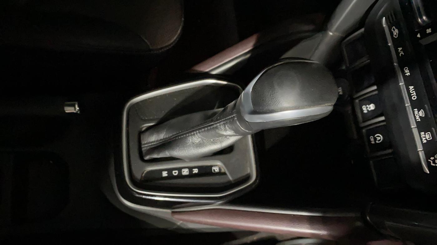 2022 Maruti Grand Vitara ALPHA SMART HYBRID AT, Petrol, Automatic, 58,453 km, Gear Lever