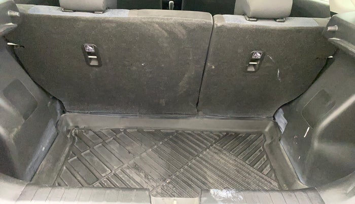 2019 Toyota Glanza V CVT, Petrol, Automatic, 29,733 km, Boot Inside