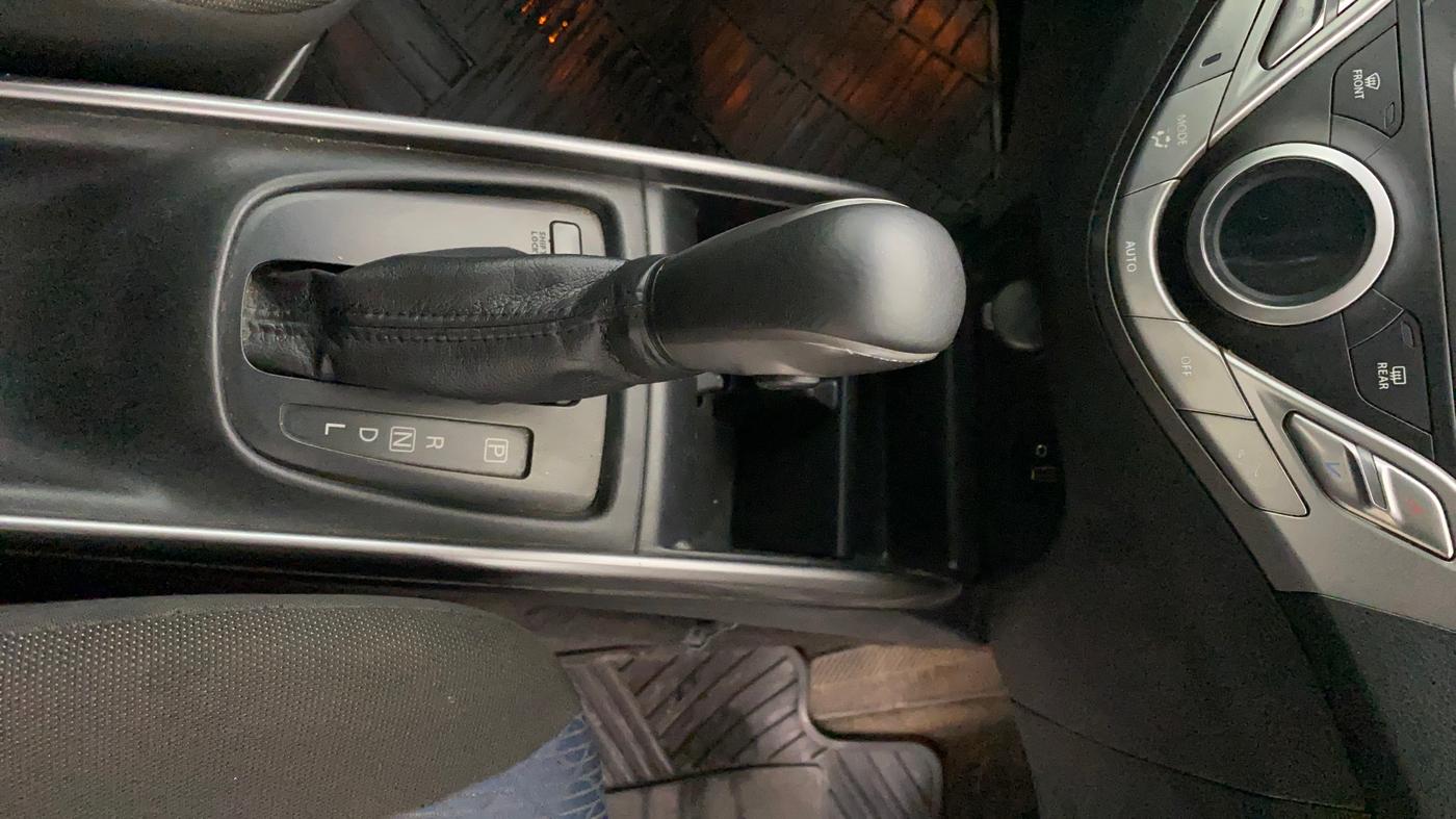 2019 Toyota Glanza V CVT, Petrol, Automatic, 29,733 km, Gear Lever