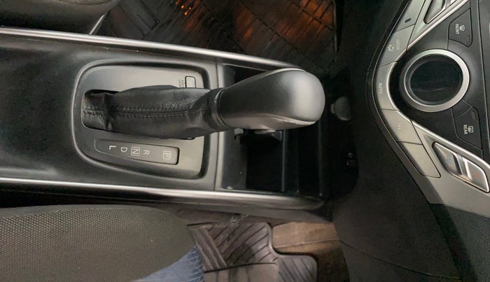 2019 Toyota Glanza V CVT, Petrol, Automatic, 29,733 km, Gear Lever