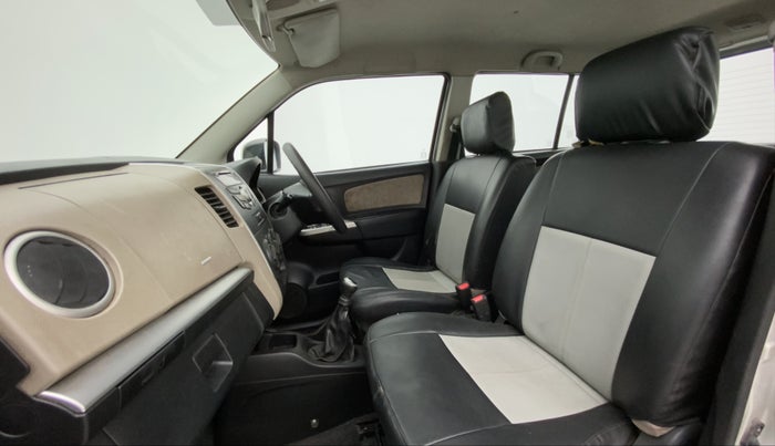 2013 Maruti Wagon R 1.0 VXI, Petrol, Manual, 57,563 km, Right Side Front Door Cabin