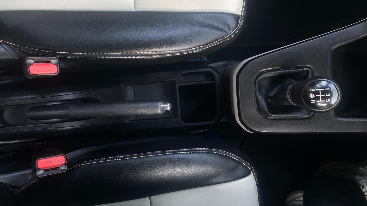 2023 Maruti New Wagon-R VXI CNG 1.0, CNG, Manual, 57,300 km, Gear Lever