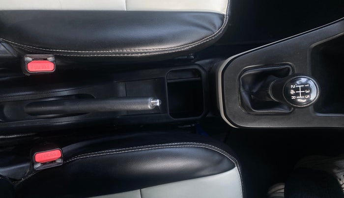 2023 Maruti New Wagon-R VXI CNG 1.0, CNG, Manual, 57,300 km, Gear Lever