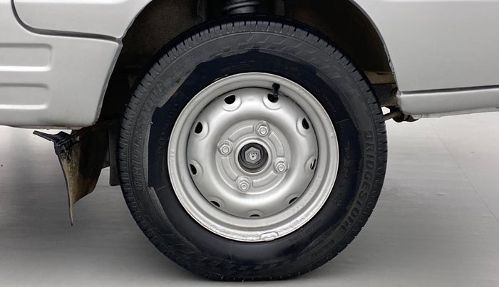 2016 Maruti OMNI E 8 STR, Petrol, Manual, 64,968 km, Right Front Wheel