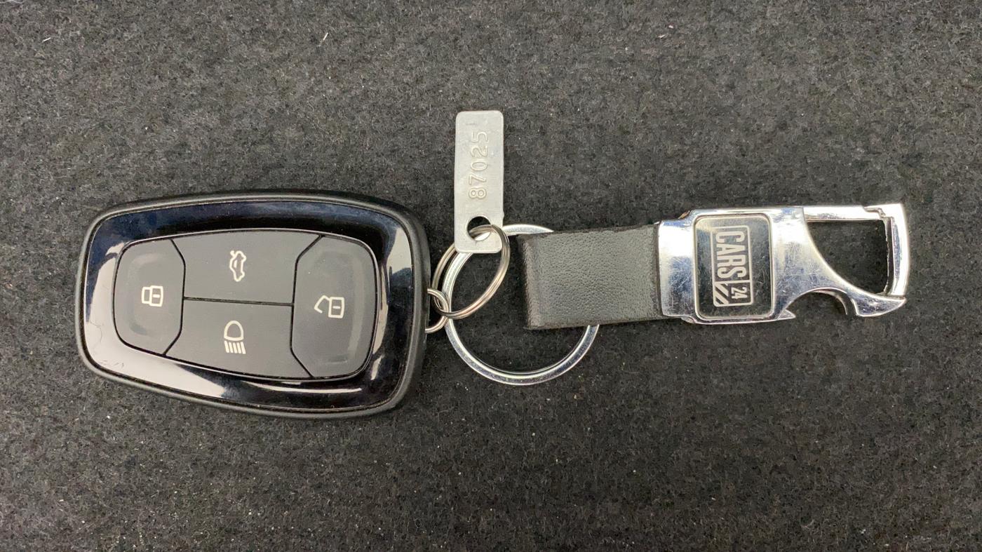 2021 Tata NEXON XZA PLUS (O) PETROL DUAL TONE, Petrol, Automatic, 11,451 km, Key Close Up