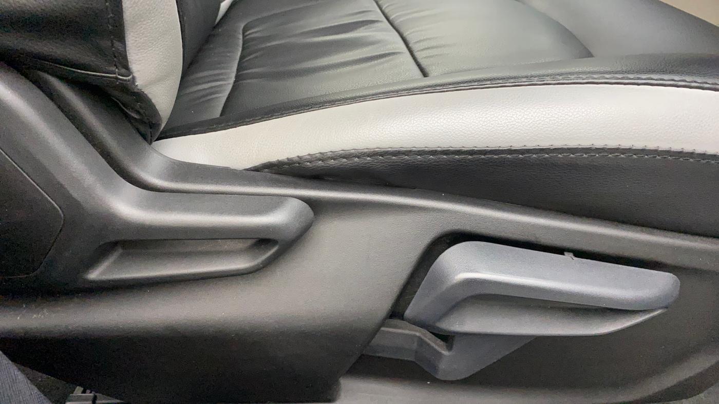 2021 Tata NEXON XZA PLUS (O) PETROL DUAL TONE, Petrol, Automatic, 11,451 km, Driver Side Adjustment Panel