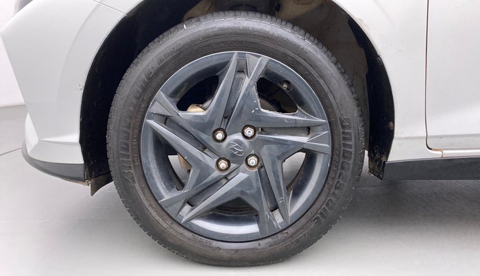 2020 Hyundai NEW I20 SPORTZ 1.2 AT, Petrol, Automatic, 76,360 km, Left Front Wheel