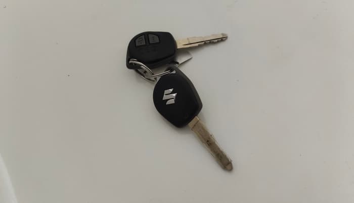 2019 Maruti Dzire VXI AMT, Petrol, Automatic, 38,987 km, Key Close Up