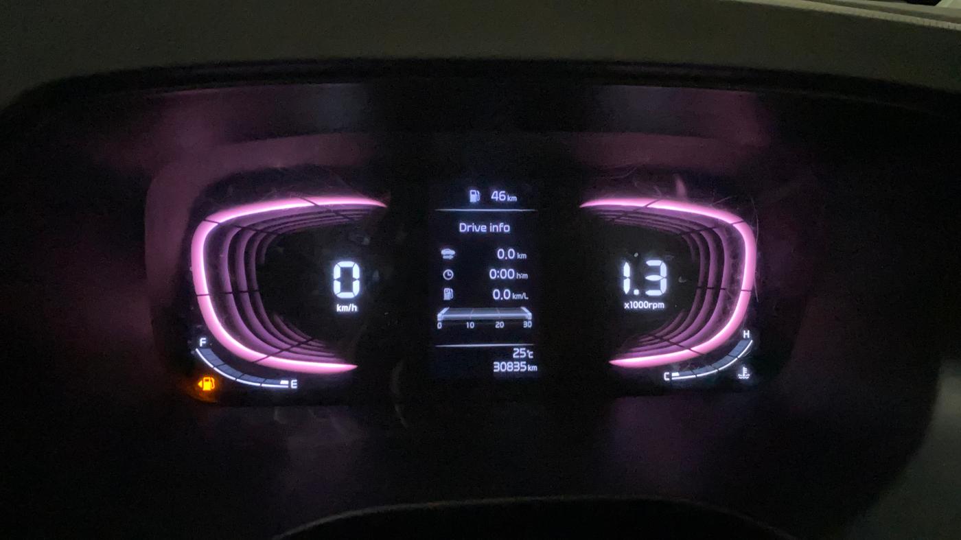 2022 KIA CARENS PRESTIGE 1.4 PETROL 7 STR, Petrol, Manual, 30,835 km, Odometer Image