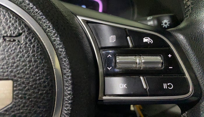 2022 KIA CARENS PRESTIGE 1.4 PETROL 7 STR, Petrol, Manual, 30,835 km, Adaptive Cruise Control