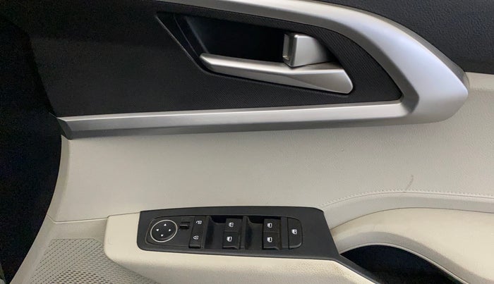 2022 KIA CARENS PRESTIGE 1.4 PETROL 7 STR, Petrol, Manual, 30,835 km, Driver Side Door Panels Control