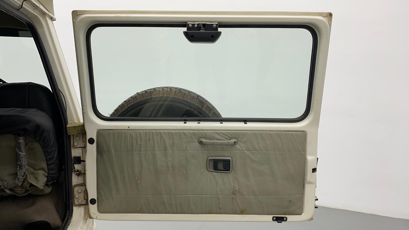 2019 Mahindra Bolero POWER+ SLE, Diesel, Manual, Boot Door Open