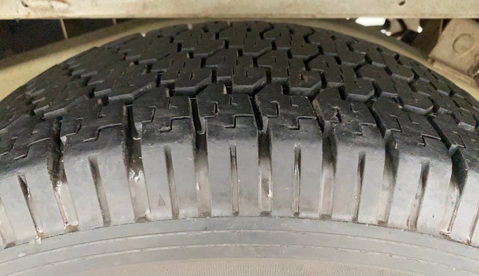 2019 Mahindra Bolero POWER+ SLE, Diesel, Manual, Right Rear Tyre Tread