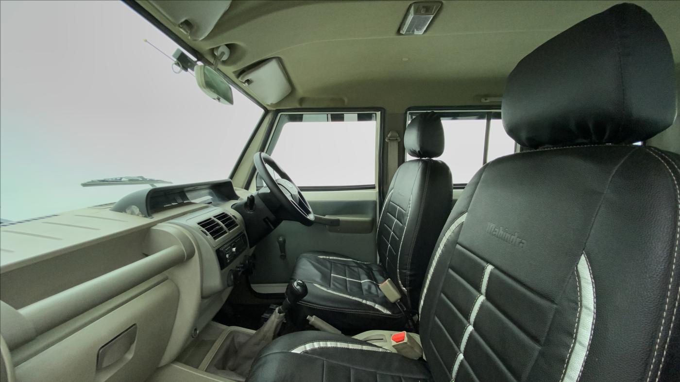 2019 Mahindra Bolero POWER+ SLE, Diesel, Manual, Right Side Front Door Cabin