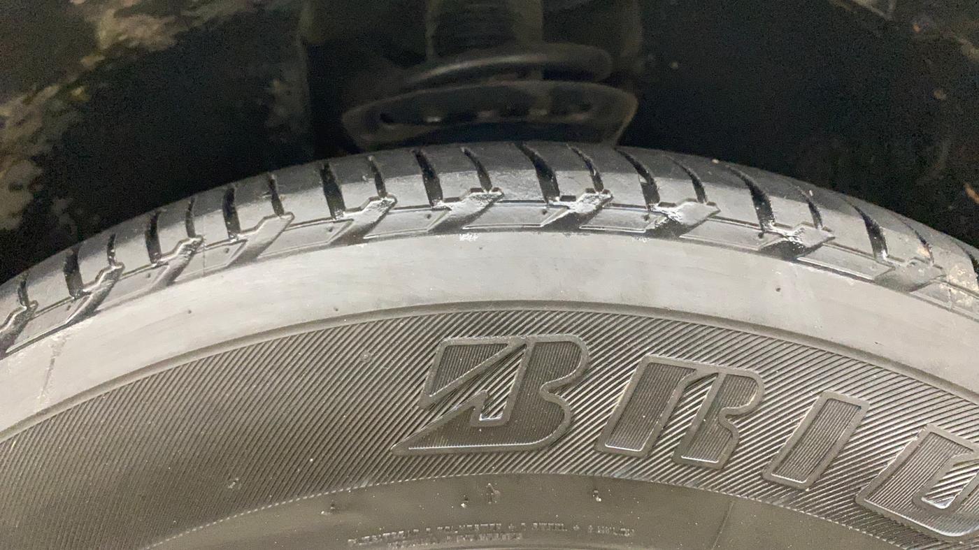 2022 Tata Harrier XZ PLUS 2.0L, Diesel, Manual, 1,33,769 km, Right Front Tyre Tread