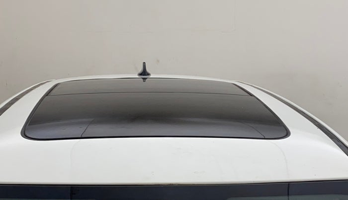 2022 Tata Harrier XZ PLUS 2.0L, Diesel, Manual, 1,33,757 km, Moonroof/ Sunroof