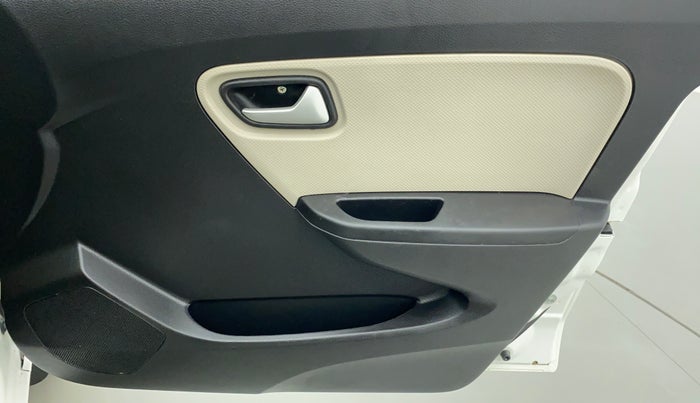 2020 Maruti Alto LXI, Petrol, Manual, 7,214 km, Driver Side Door Panels Controls