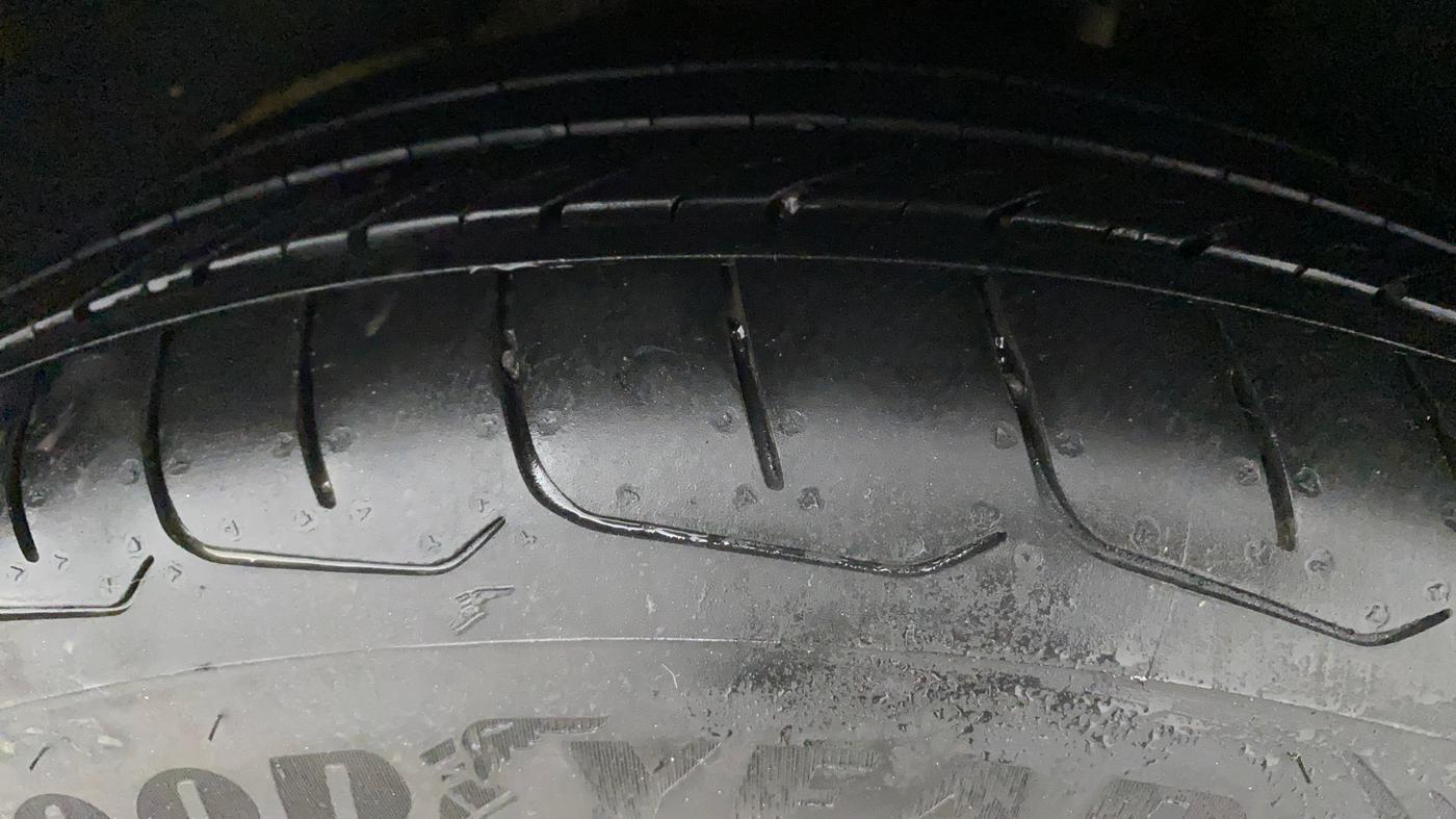2019 Hyundai Creta SX (O) 1.6 PETROL, Petrol, Manual, 43,975 km, Left Rear Tyre Tread