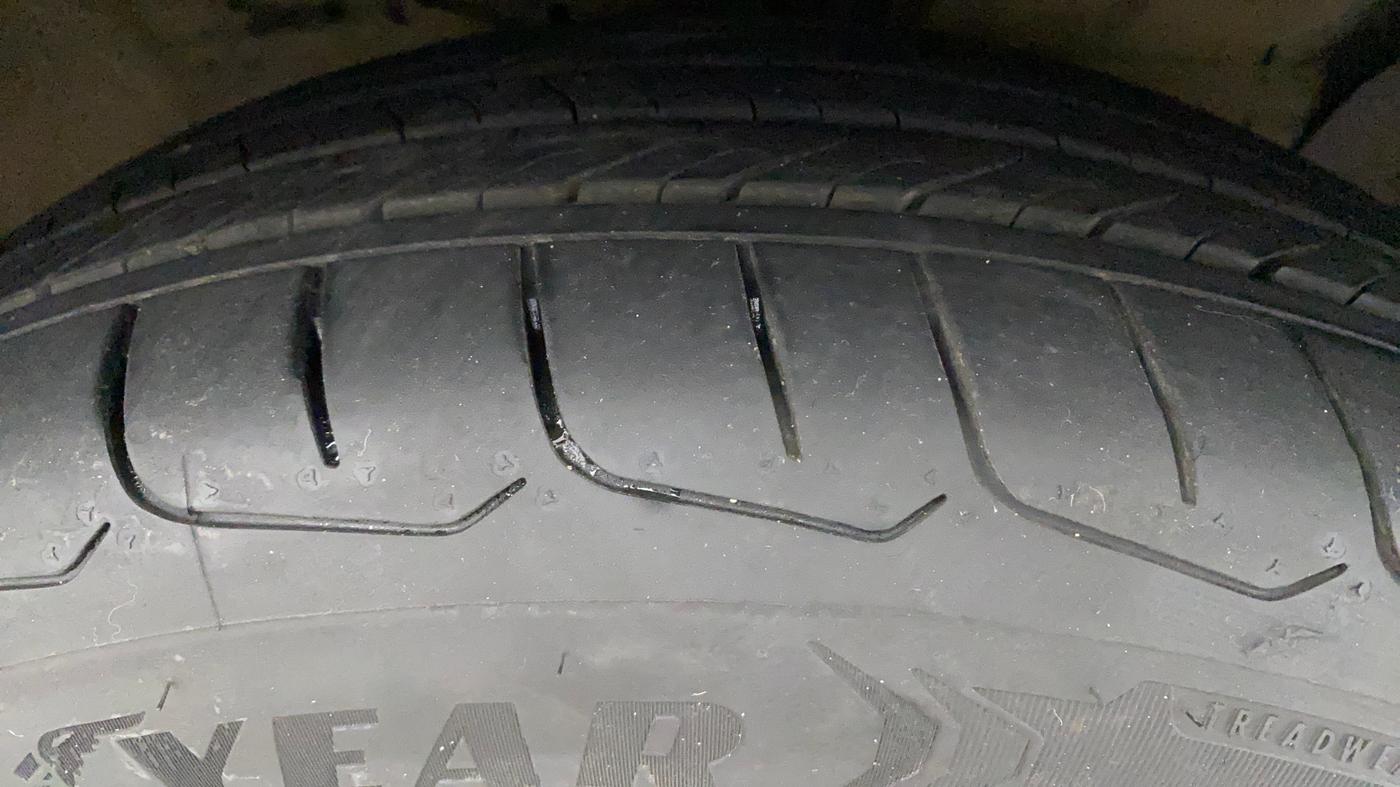2019 Hyundai Creta SX (O) 1.6 PETROL, Petrol, Manual, 43,975 km, Right Front Tyre Tread