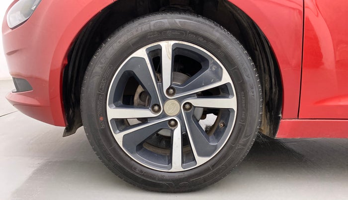 2020 Tata ALTROZ XZ (O) PETROL, Petrol, Manual, 82,072 km, Left Front Wheel