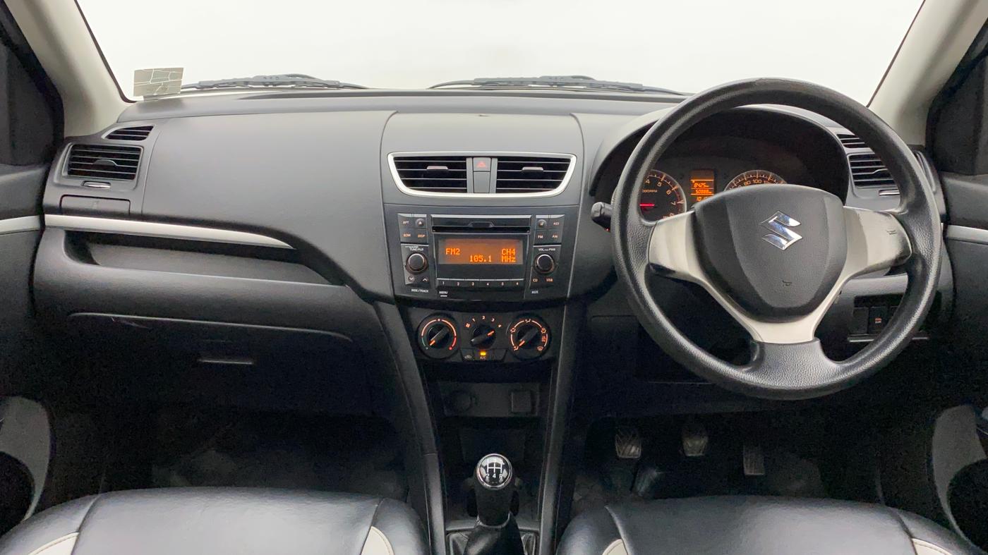 2015 Maruti Swift VXI, Petrol, Manual, 50,888 km, Dashboard
