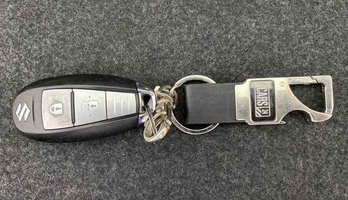 2016 Maruti Baleno ZETA DDIS 190, Diesel, Manual, 76,639 km, Key Close Up