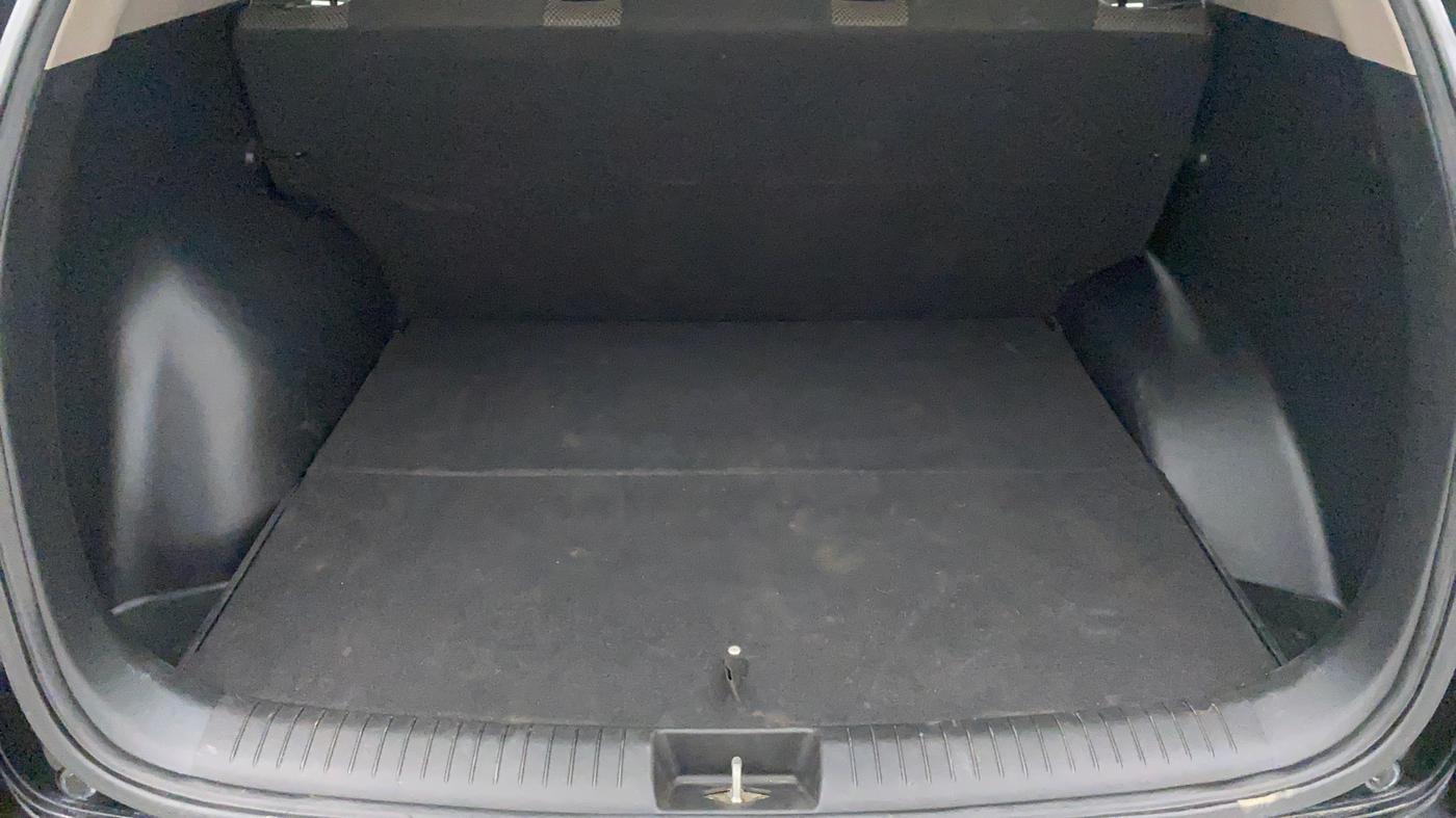 2016 Hyundai Creta BASE 1.6 PETROL, Petrol, Manual, 65,187 km, Boot Inside
