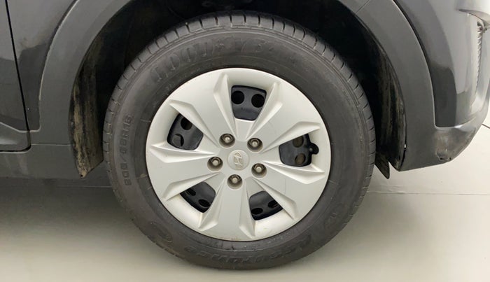 2016 Hyundai Creta BASE 1.6 PETROL, Petrol, Manual, 65,187 km, Right Front Wheel
