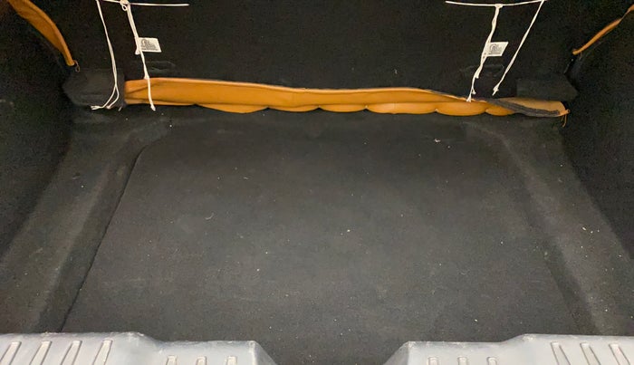 2022 Tata ALTROZ XZA, Petrol, Automatic, 41,552 km, Boot Inside