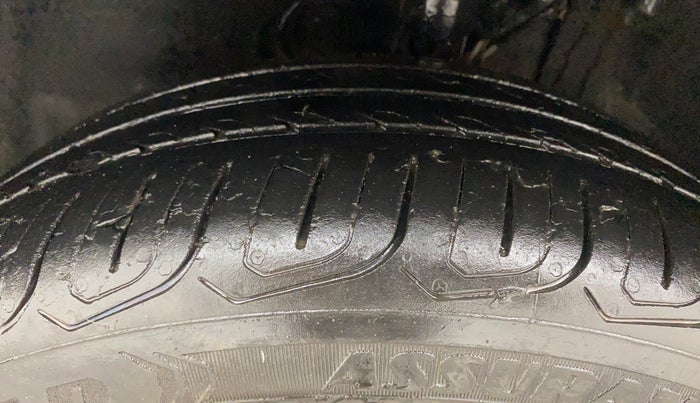 2022 Tata ALTROZ XZA, Petrol, Automatic, 41,552 km, Left Front Tyre Tread