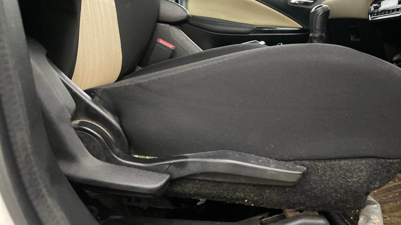 2023 Toyota Glanza G E-CNG, CNG, Manual, 74,710 km, Driver Side Adjustment Panel