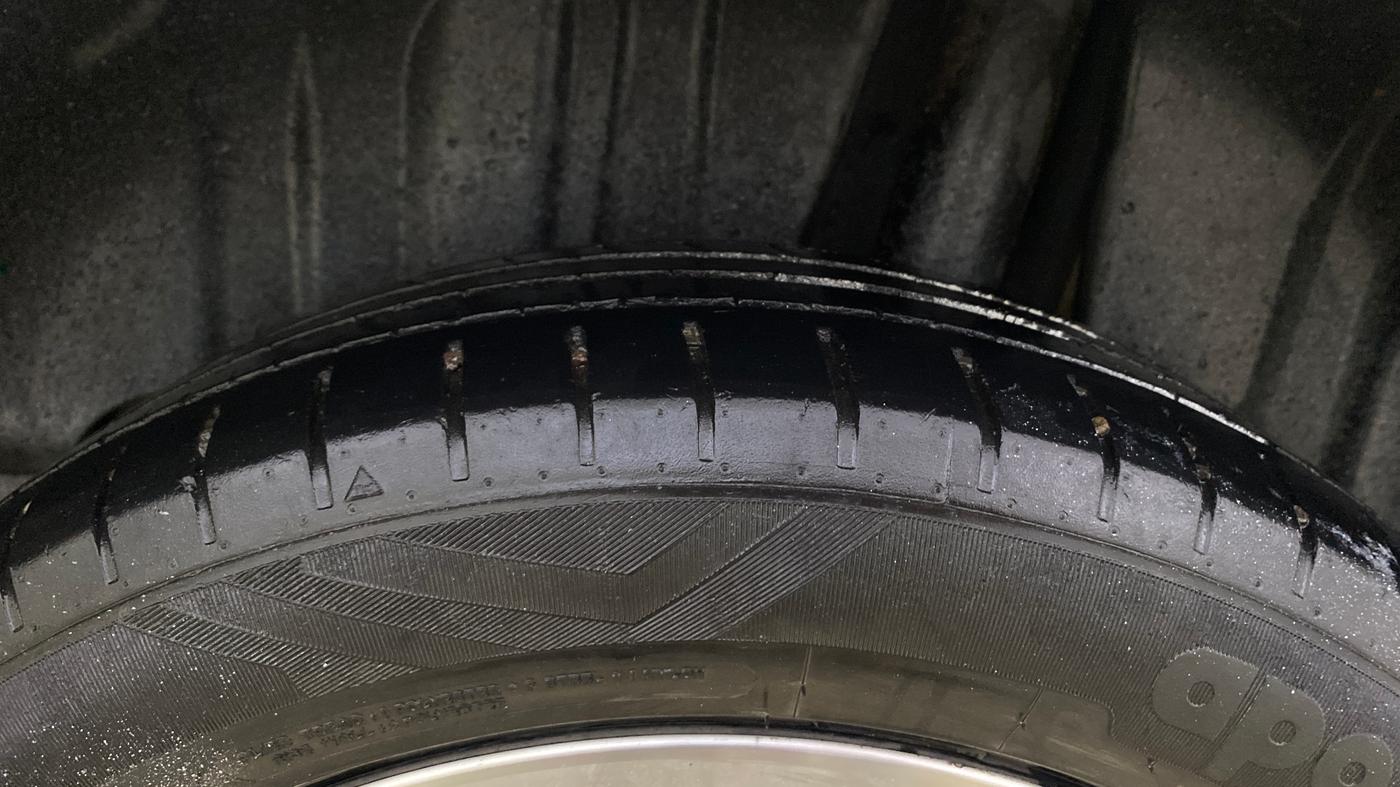2023 Toyota Glanza G E-CNG, CNG, Manual, 74,710 km, Left Rear Tyre Tread