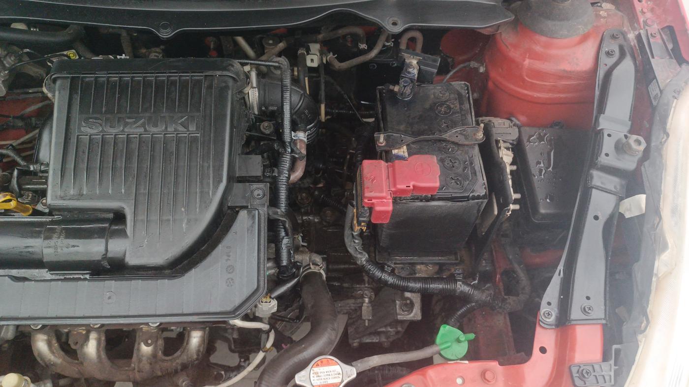 2017 Maruti Swift VXI, Petrol, Manual, 71,846 km, Engine View - Left