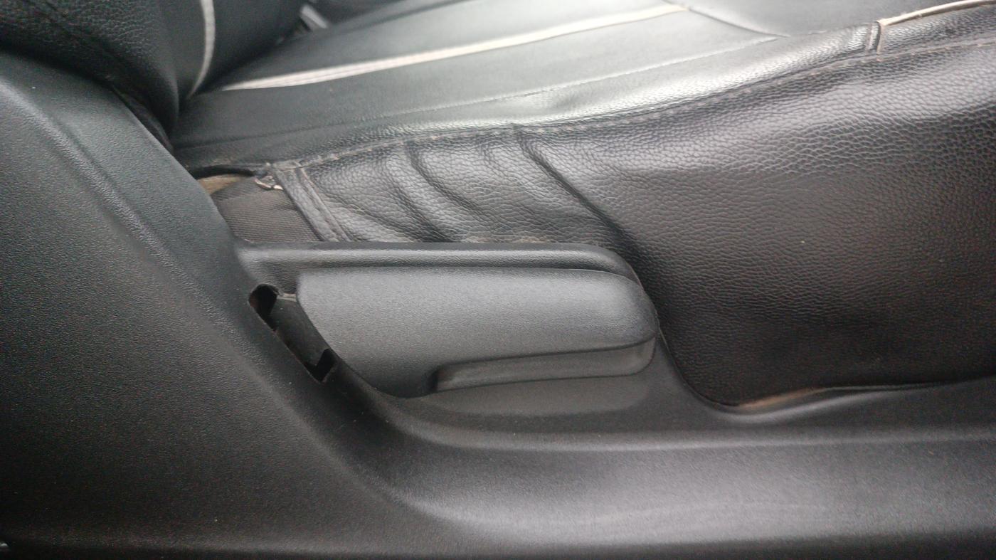 2017 Maruti Swift VXI, Petrol, Manual, 71,846 km, Driver Side Adjustment Panel