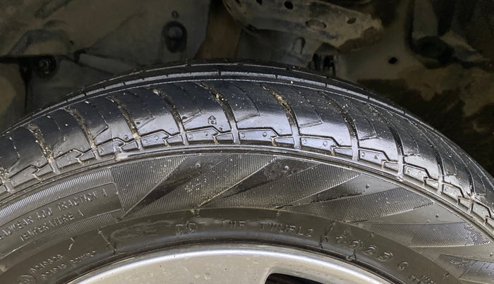 2021 Honda Jazz 1.2L I-VTEC VX CVT, Petrol, Automatic, 28,752 km, Left Front Tyre Tread