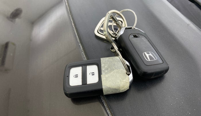 2021 Honda Jazz 1.2L I-VTEC VX CVT, Petrol, Automatic, 28,752 km, Key Close Up