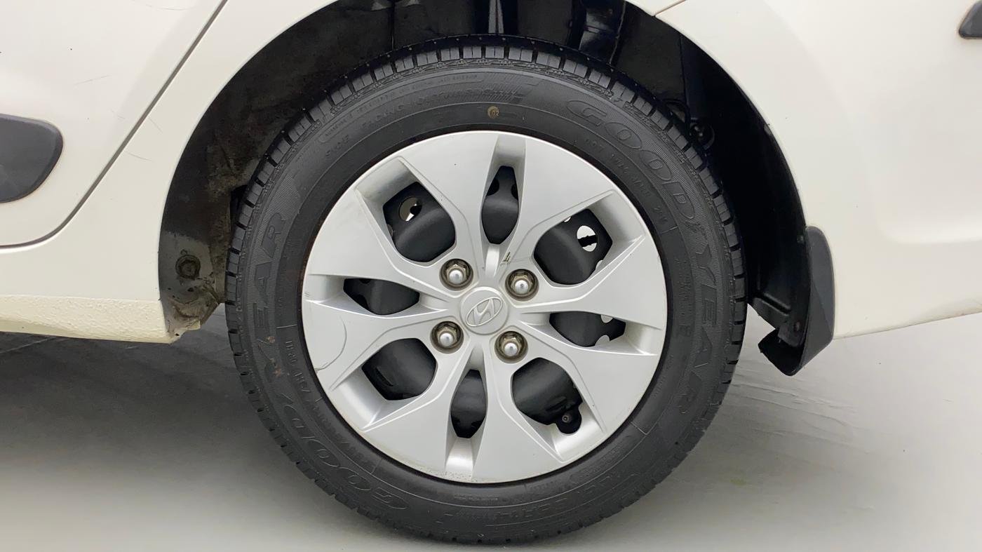 2016 Hyundai Xcent S 1.2, Petrol, Manual, 56,967 km, Left Rear Wheel