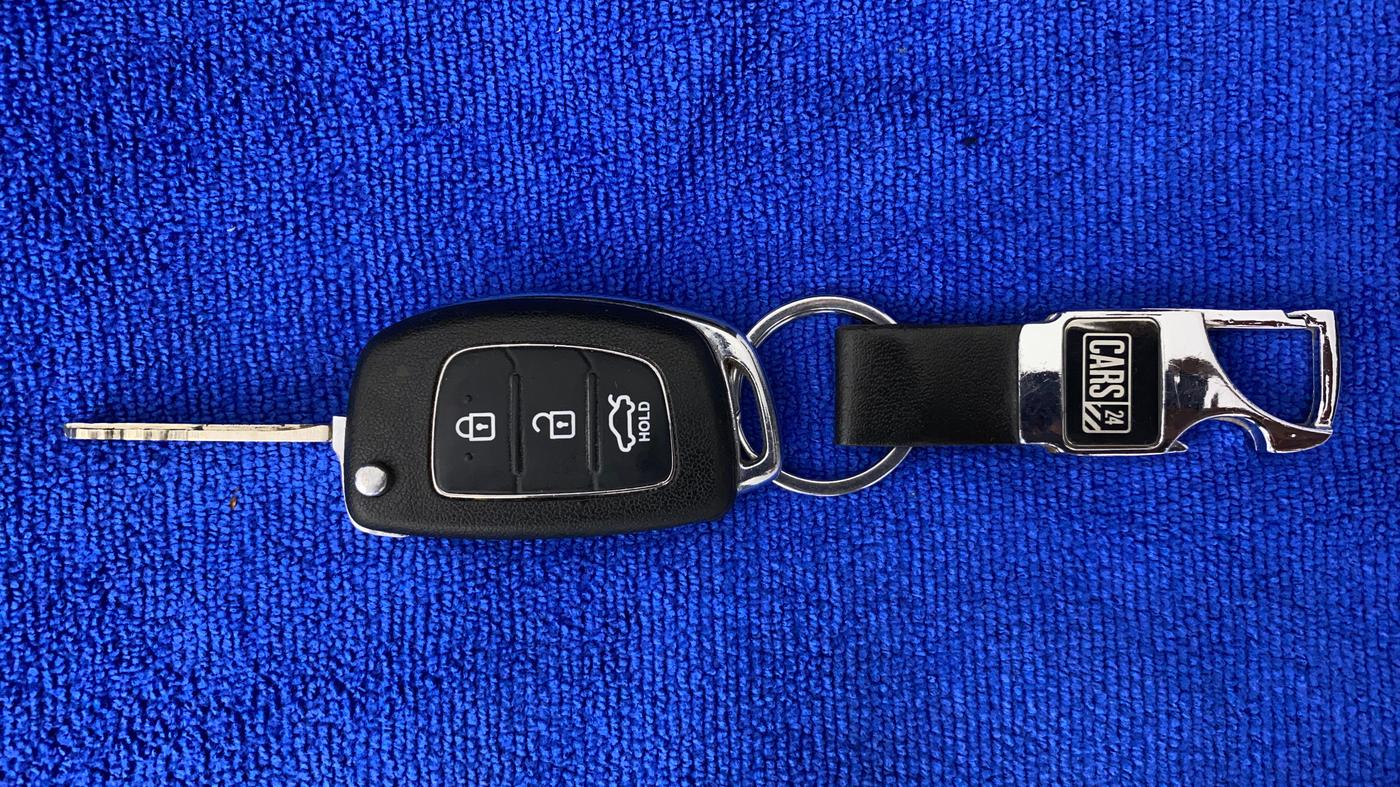 2016 Hyundai Xcent S 1.2, Petrol, Manual, 56,967 km, Key Close Up