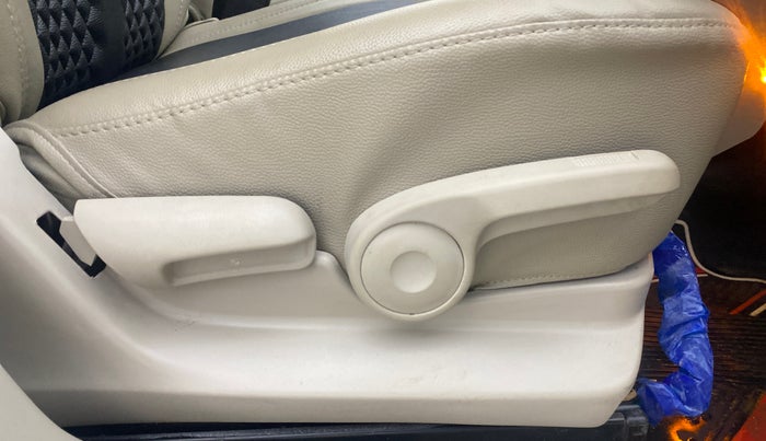 2021 Maruti Celerio ZXI (O), Petrol, Manual, 10,553 km, Driver Side Adjustment Panel